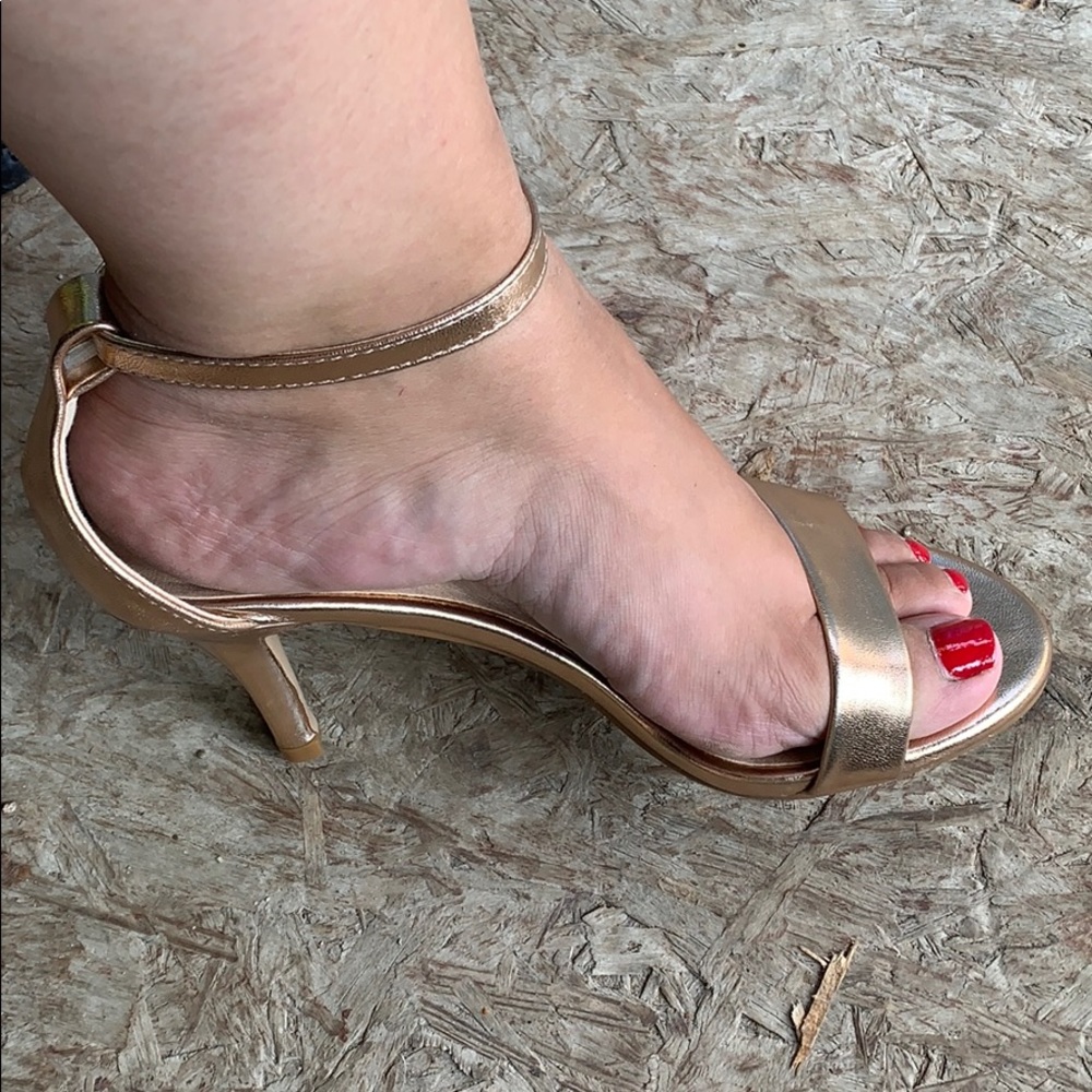 Rose Gold low heel